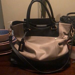 Tignanello shoulder bag with the strap